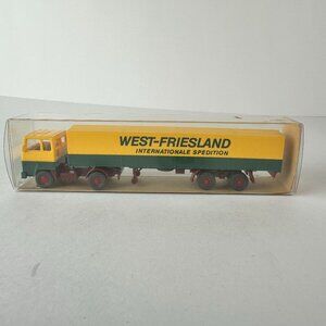 Wiking Ford Transcontinental Sattelzug Model Truck 530 Yellow & Green HO